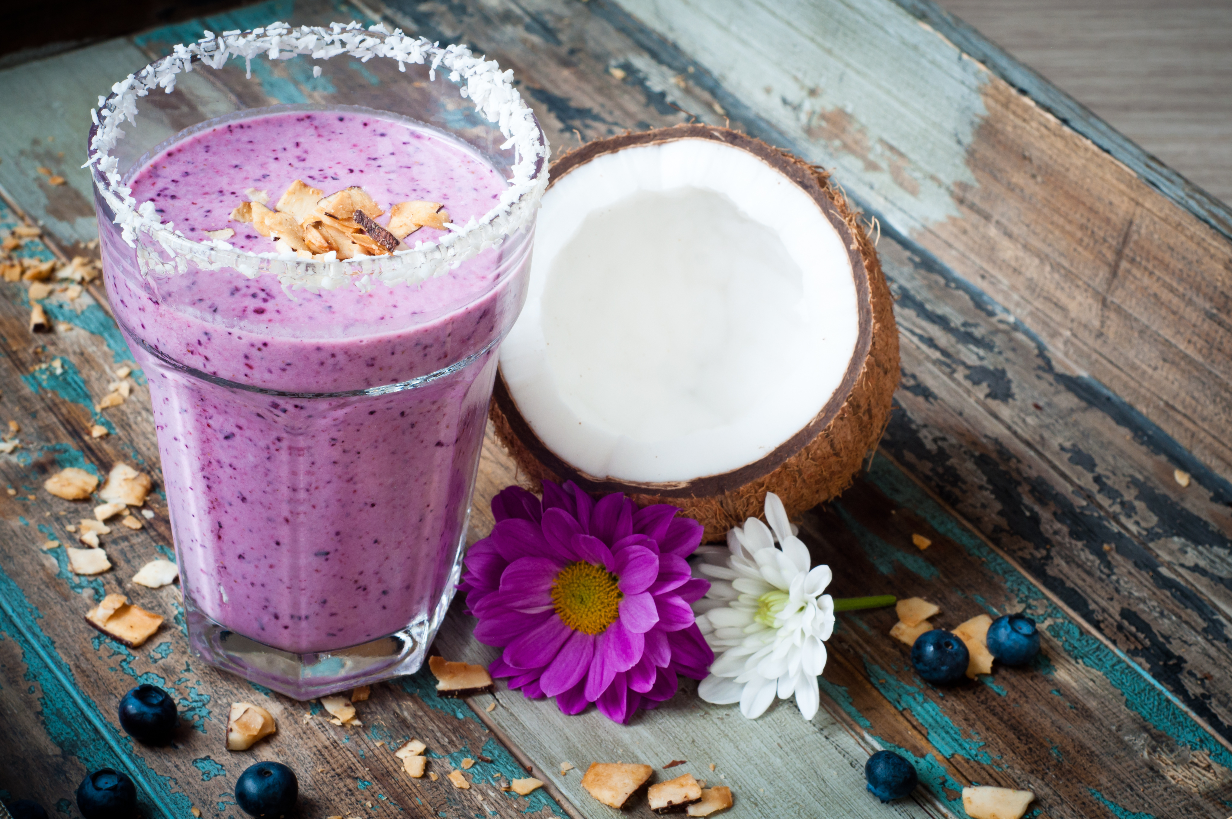 Blueberry coconut water smoothie